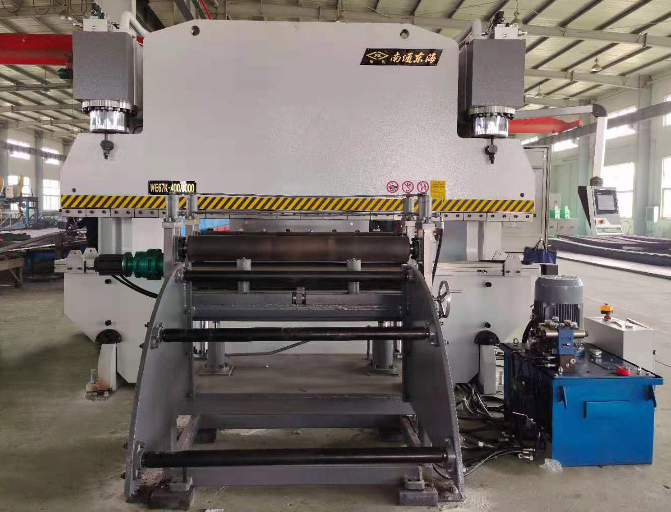 container panel bending line